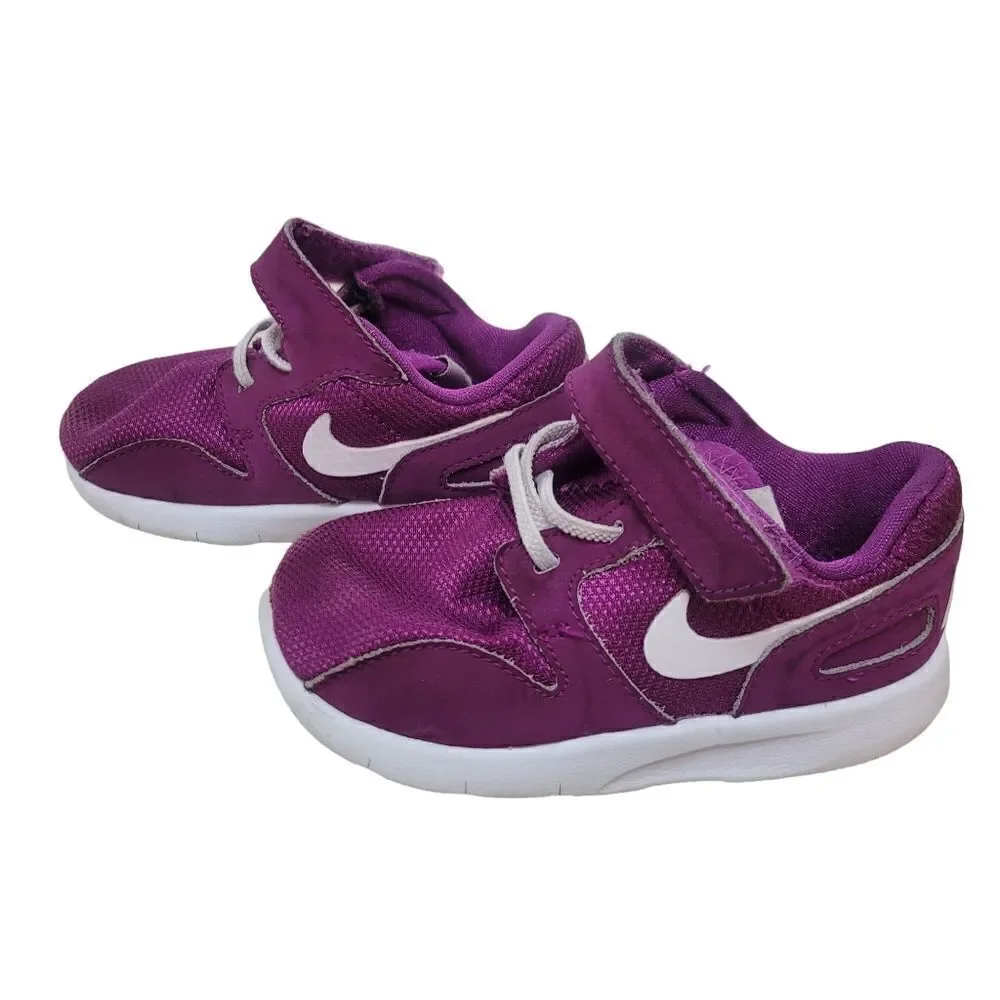 Nike purple kids shoes